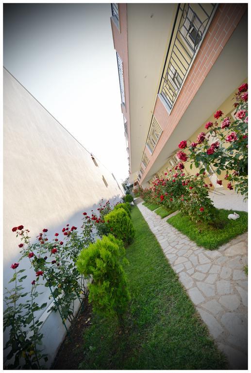 Anna Christina Apartments Metamorfosi  Ngoại thất bức ảnh