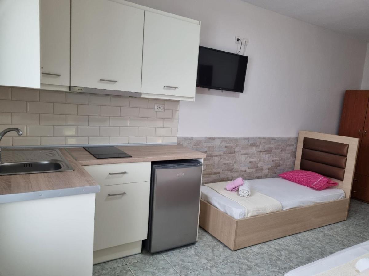 Anna Christina Apartments Metamorfosi  Ngoại thất bức ảnh