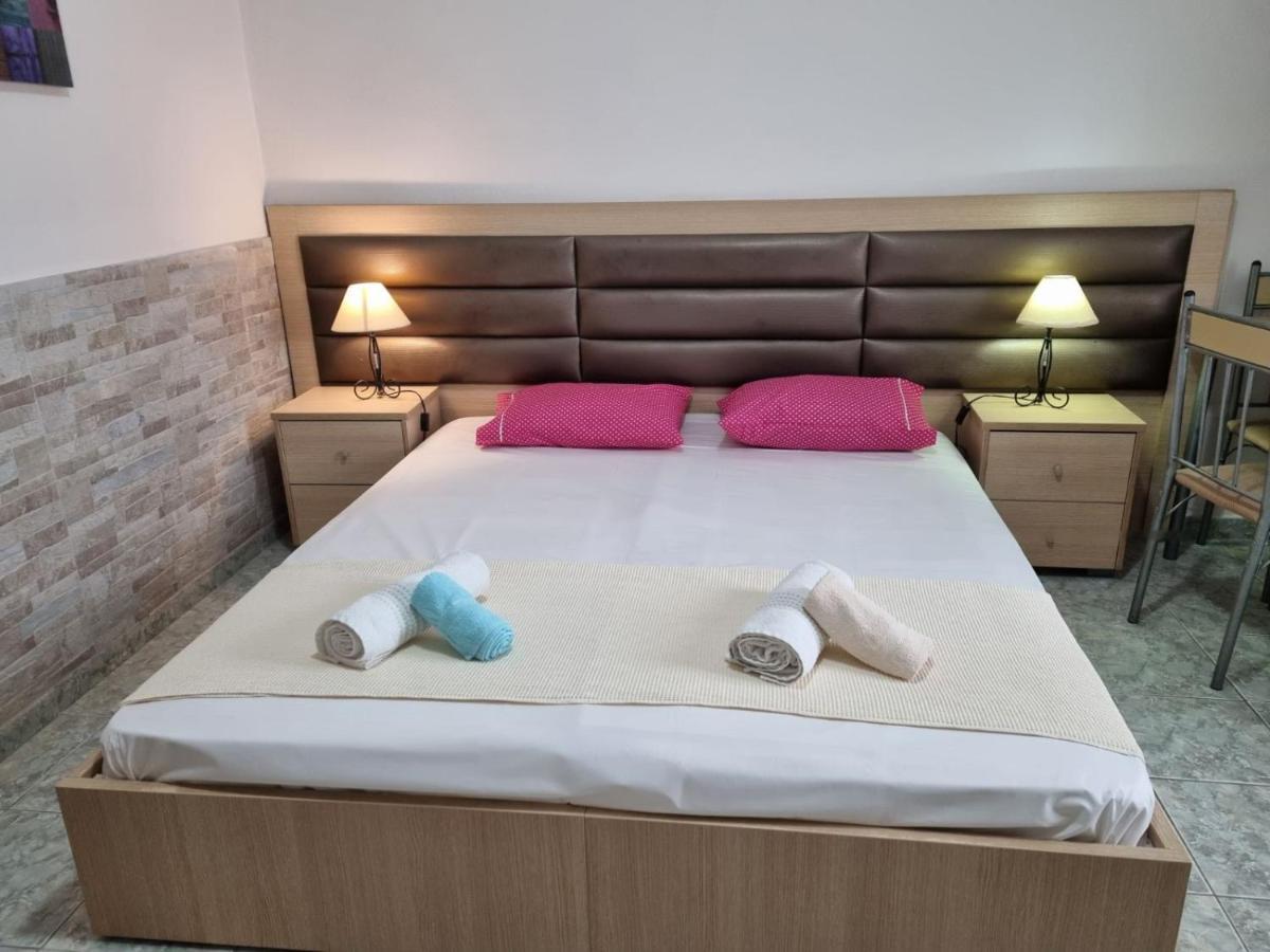 Anna Christina Apartments Metamorfosi  Ngoại thất bức ảnh