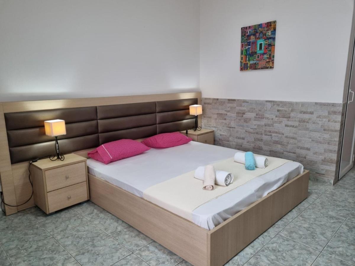 Anna Christina Apartments Metamorfosi  Ngoại thất bức ảnh